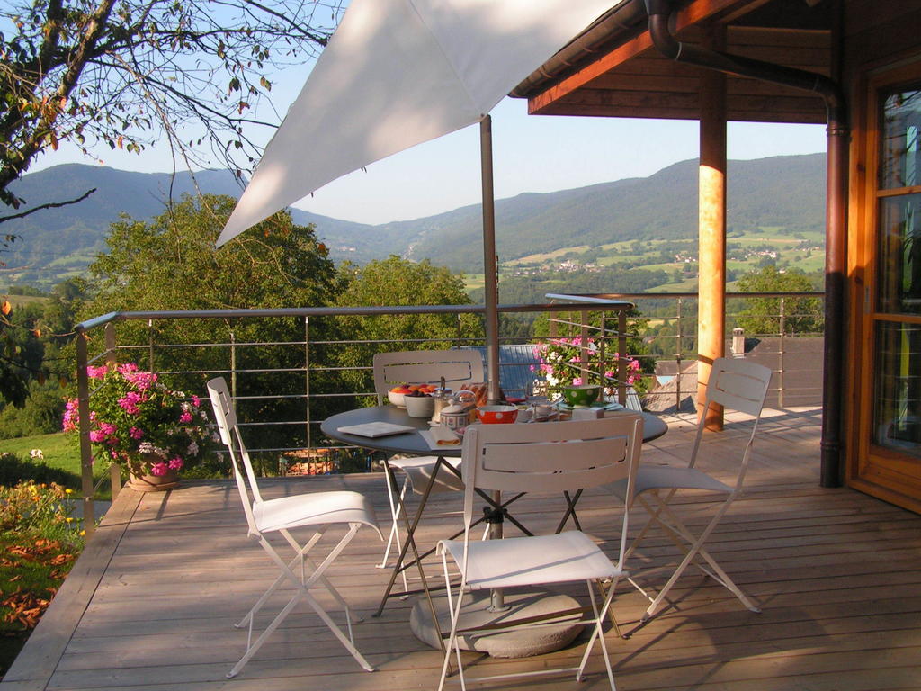 Les Perrelles Bed and Breakfast Bellecombe-en-Beauges Esterno foto